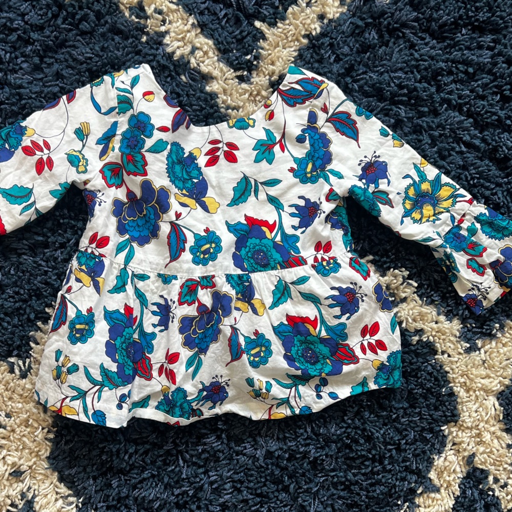 Size 2T Janie and Jack Flower Blouse. GUC.